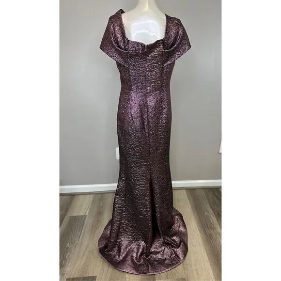 Teri Jon by Rickie Freeman Off-The-Shoulder Metallic Gown Size 6 $580 - Picture 9 of 12